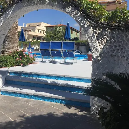 Riviera 4*