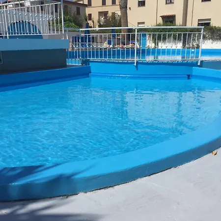 Riviera 4* 알게로