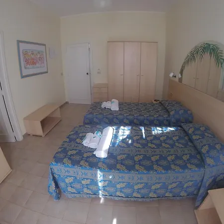 Riviera 4*