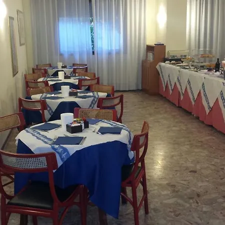 Riviera 4*